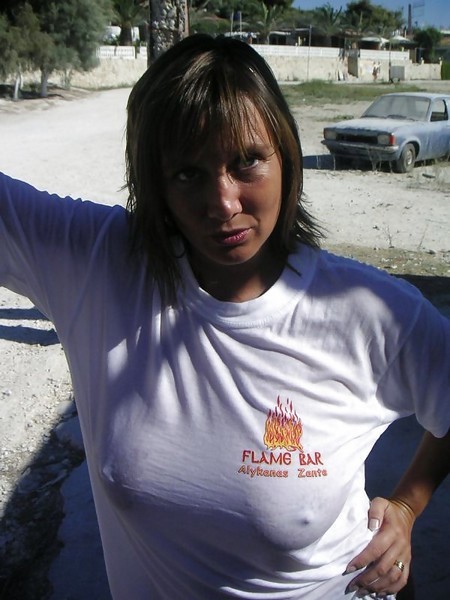 Belle femme cherche une branlette espagnole à Cholet